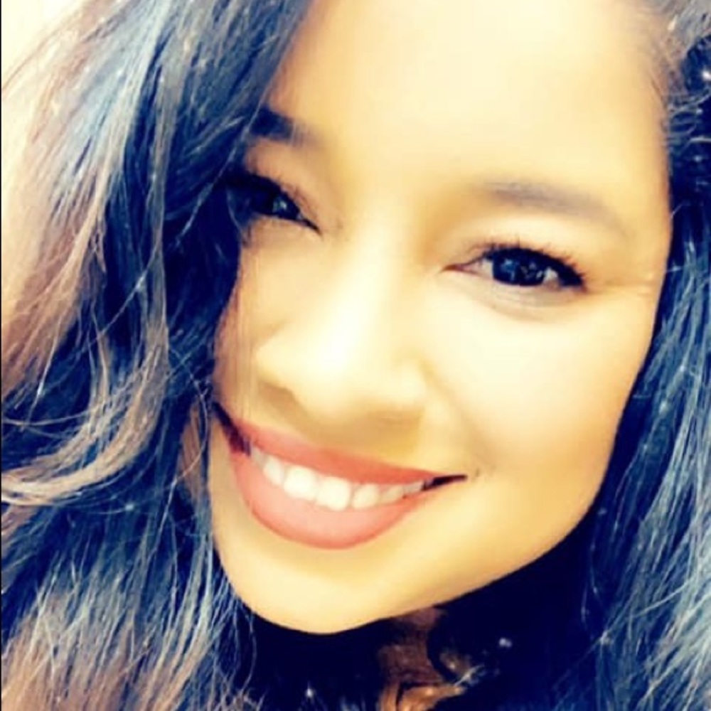 Meet your Posher, Vanessa